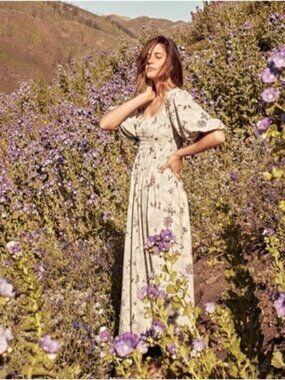 Christy Dawn Katarina Maxi Dress Water Colour Daisy Smocked  Size Medium Cottage